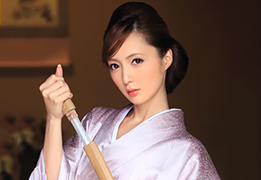 「ケジメはカラダでつけたるわ!」美しき極道のオンナ 冬月かえで