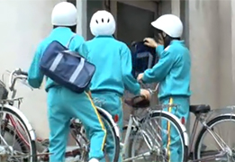 皆がジャージ着てる田舎の●学校で起きた連続レイプ事件の映像…