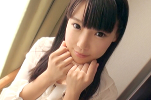 【素人】アナウンサー志望のロリ系JD。滑舌は悪いけど乳首とアソコはピンク色です!の画像です