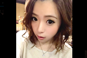 並木あゆ(なみきあゆ) バタフライが得意な女子大生がAVデビューした結果・・・