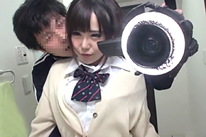 秋葉原なう ガチ!本気!マジ!【生中・顔射】全部おk!ホ別希望!!つぶやき援○交際イマドキ貧乳女子校生りなちん【エロ垢】 蛯名りな