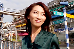 艶堂しほり 熟女好き必見、舞ワイフに登場した所作全てが優美な元女子アナウンサーの画像です