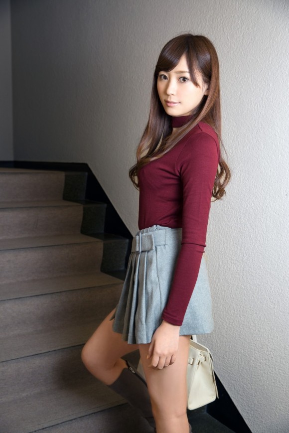 愛音まりあ 元ニコ生主がAV女優になって素人を喰いまくる新作その2