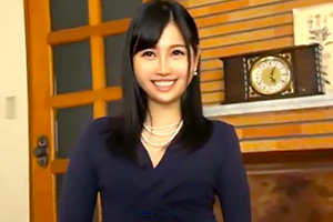 【素人】日本舞踊が趣味な上品な人妻の自宅押しかけナンパ