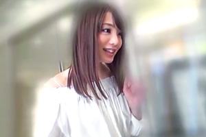 【鈴村あいり】全国を横断して素人男性に絶対的美少女、お貸しします!