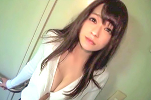 【かすみ果穂 × カンパニー松尾】ドMでスケベな巨乳美女とハメ撮りSEX
