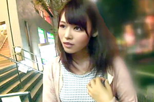【素人ナンパ】ぴちぴち肌の10代美少女をホテルに連れ込む!の画像です