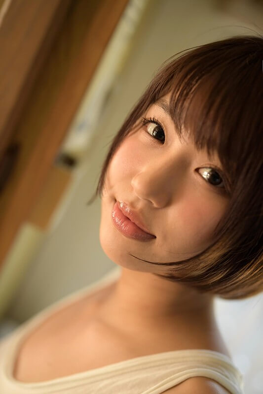 SODstar 唯井まひろ 18歳 AV DEBUT