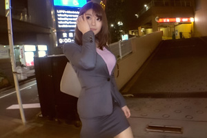 【ナンパTV】スーツ姿でも巨乳おっぱいが目立つ不動産レディの着衣SEX動画