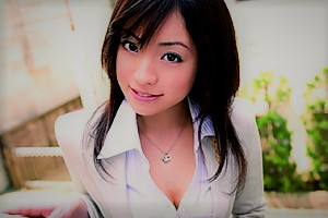 雪見紗弥 現役美人OLがバイト感覚でAV女優に応募！フェラから3Pハメ撮りまで男優さんのテクにイキまくる