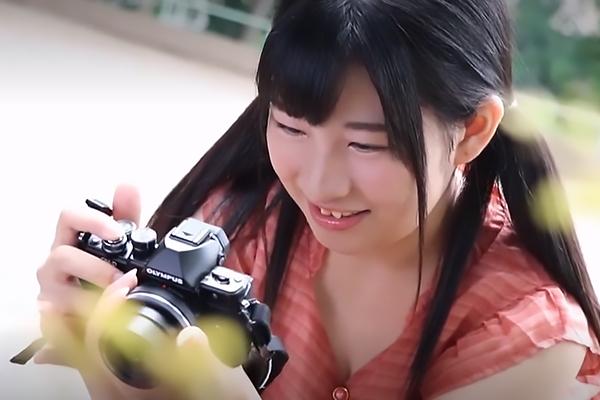 優姫りか カメラが趣味の素朴な雰囲気の黒髪美少女が敏感な巨乳ボディを責められて悶絶する！