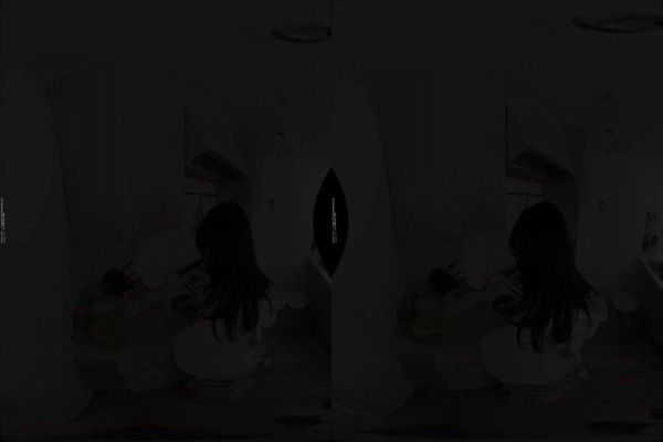 【VR】ダイレクト潮浴びVR 童貞の僕に初めてできた年上彼女の〈大好き潮〉を浴びまくる。 栗田みゆ Post1