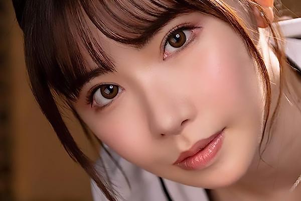 深田えいみ ドスケベ痴女なメンエス嬢がチンポを美脚で足コキ！乳首をベロ舐めしながらスパイダー騎乗位