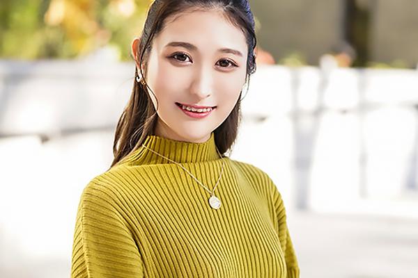 中条鈴華 SNSで見つけたモデル級ボディの人妻とハメ撮り！絶倫チンポをぶち込みNTRピストン