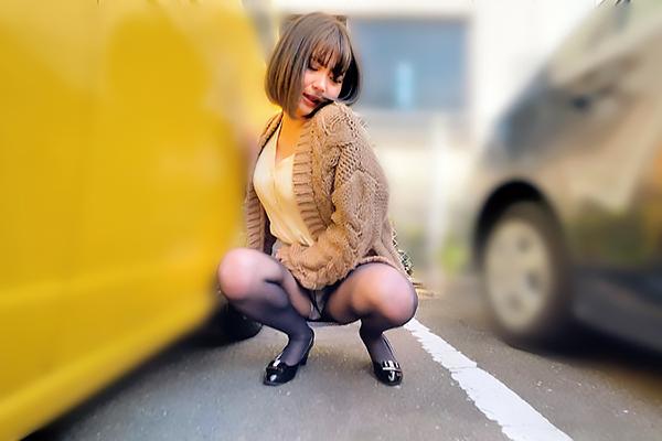 るいちゃん(21) 渋谷でリモバイ散歩させられてしまう素人娘！究極の羞恥プレイに野外アクメの画像です
