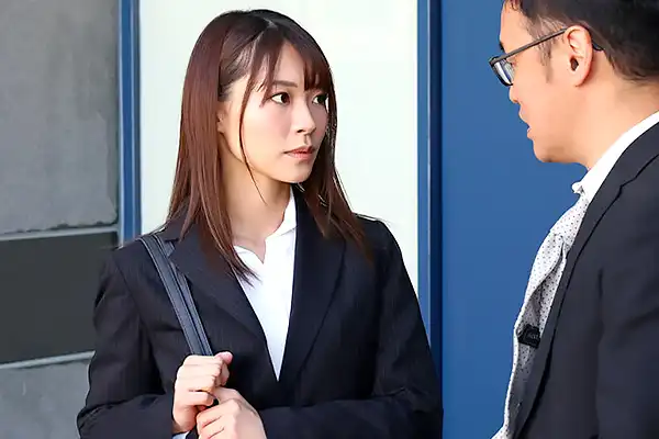 東條なつ 想いを寄せていた美人OLが部下と結婚して…欲望を抑えきれずに出張先のホテルでレイプ！