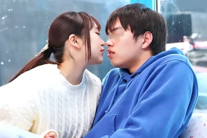 【マジックミラー号】童貞に母性が芽生えた女子大生。巨乳を舐めまわされてビクビク震える