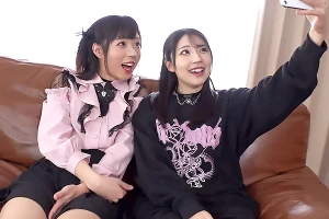 男の娘と美少女がご対面！パイパンまんことペニクリを見せ合う 近藤ムム 皆月ひかる