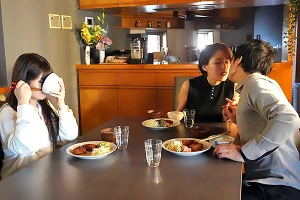 門限までデートを楽しんだ後に訪れる背徳の時間–彼女のお母さんと不貞行為に溺れる 星冬香