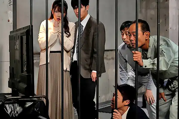 絶頂しないと出られない部屋に監禁された人妻が…男たちの前で夫とセックス開始！ 	一乃あおい Post155