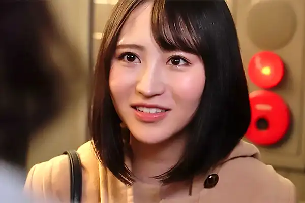 終電を逃した幼馴染がいきなり泊まりに来て…無防備な部屋着にムラムラしてエッチしてしまう 小野六花