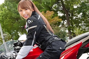 小倉かずは 性欲はセフレで発散する美女ライダーがAVデビュー！男に跨って最高にエロいイキ顔を晒す