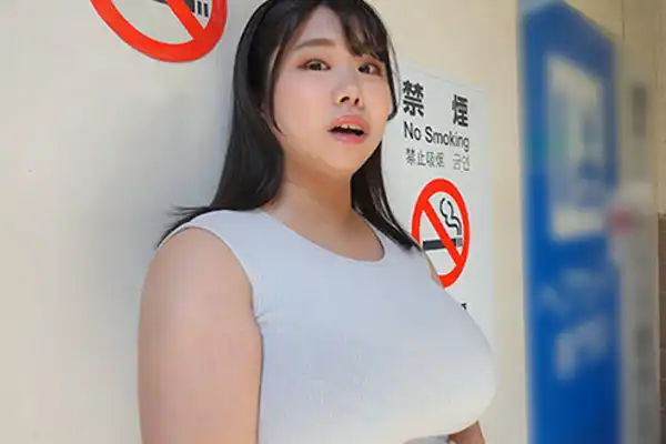 麻倉ゆあ 超爆乳でお尻も超デカいぽっちゃり人妻が旦那に内緒で初めてのハメ撮りセックス