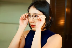 浮気の代償は濃厚フェラ…彼女の母にお仕置きされて快感に逆らえない！ 舞原聖