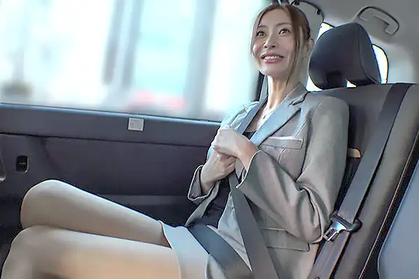 女の快楽を忘れてしまった子持ちの人妻。大量の潮を吹きながらセカンドバージン喪失！