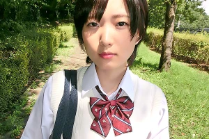 鶴馬さとみ 清純な美少女JKが土下座で調教を懇願して…レイプまがいの性交でドM本性をさらけ出す！