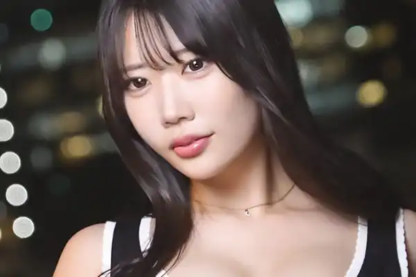 【港区女子。】あざといワンピで谷間チラ見せ→ストレート誘いに即フェラ喉奥、色白肉付きボディでぶるんぶるん乳揺らし猛烈子宮ピストン絶頂！