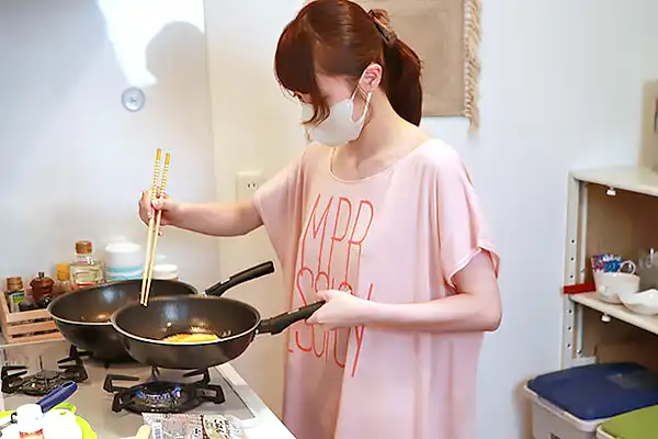 平凡な主婦がNTR撮影に参加！目隠しされて腰打ちつけられイキ乱れる Post155