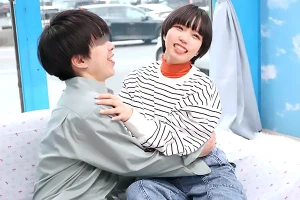 【マジックミラー号】巨乳女子大生が童貞男子とご対面！甘々な授乳プレイスタート