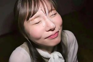 社内で憧れの的だった女子社員が衝撃AVデビュー。精子を真正面から顔射で受け止める 松丸香澄