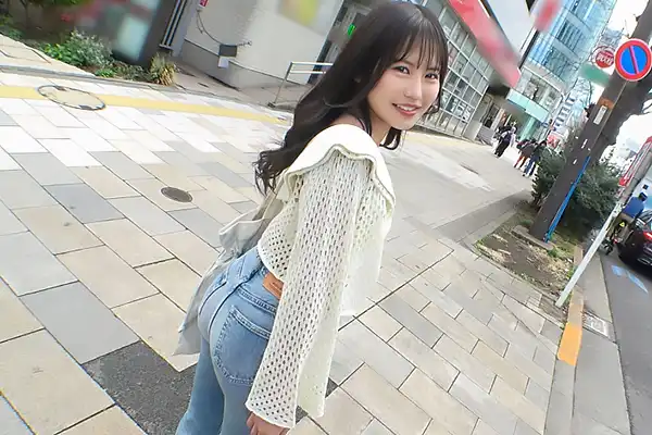 【ナンパTV】ピュアな大学生が交差点でお姫様抱っこ！ホテルで大胆に乱れる激情初体験