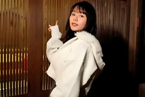 爆乳で人気のAV女優が温泉でファンをおもてなし！生で見るLカップおっぱいに男たちが大興奮 田野憂