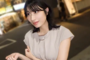 新橋ナンパ高身長色白IT美女即連れ込み♡クリ弱点でセクハラ喜び潮吹き→極上ま●こ生挿入中出し＆手マン止まらぬ潮祭りww