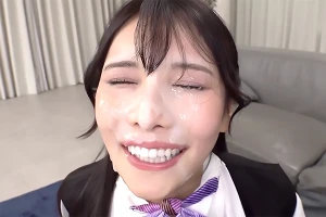 目をそらさないガン見主観フェラ選手権。銀行員の美しい顔面にザーメンをぶっかける