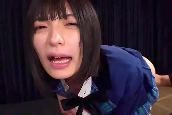 アイドル系美少女が魅せる陶酔の表情！クンニに溺れて甘く乱れる 虹村ゆみ