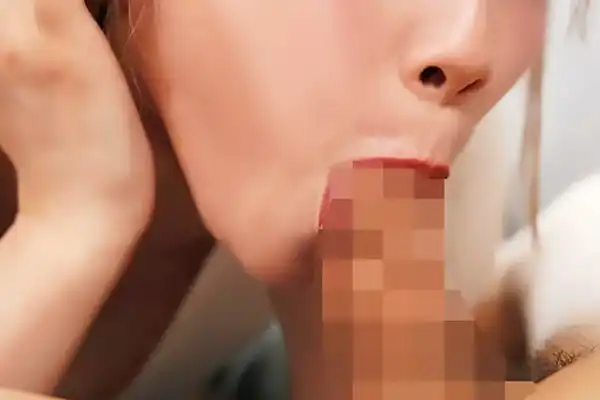 爆乳エステ嬢がバキュームフェラ！追撃の手コキ責めで男の潮吹き 稲場るか