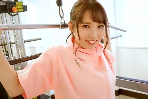 一緒にトレーニングしてくれる癒し系美少女–汗臭い肉棒をじっくり手コキする–枢木あおい