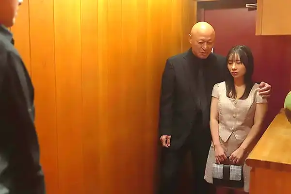 兄貴から預かったクスリ漬けの美女–色気に目が眩んでおっぱいを揉みしだく 松井日奈子 Post155