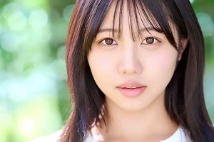 Hカップ美少女が衝撃デビュー！日焼けあとが色っぽすぎる裸体を披露 浜辺やよい