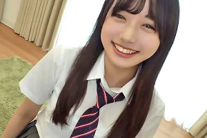 制服姿の激かわ美少女と濃厚イチャラブSEX。笑顔からイキ顔まで汗だく大量中出し 北岡果林