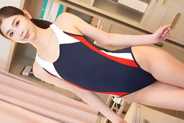 スレンダーボディの女教師は年上彼女！競泳水着姿で保健室に現れて胸が高鳴る 小松杏 Post155