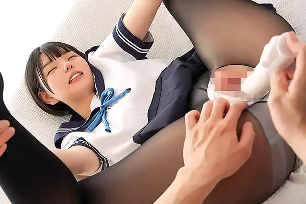 ミニマムJKの黒パンストを破ってバイブ責め!快楽に耐えられなくなり可愛い声で喘ぎ出す Post155