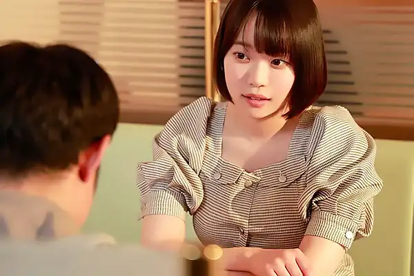 隠れビッチだったサークルの成人先輩を問い詰めたら…まさかの誘惑で神展開へ！ 架乃ゆら Post155