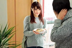 日向うみ 差し入れしてくれるご近所の親切な美人妻。バツイチ男が強引に抱き寄せて不倫セックス！