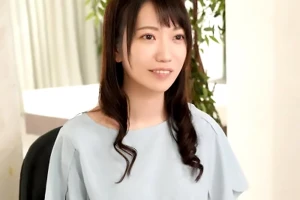 前回のAV撮影で快楽に目覚めた四十路人妻。カメラ前でじっくり愛撫されて悶える 葉月英里