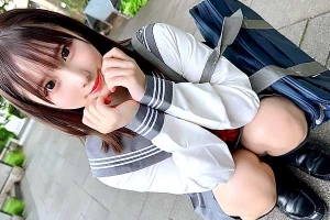 小柄な美少女JKが性欲大爆発！大きな声で喘ぎながら噴水みたいに潮を吹く 松井日奈子